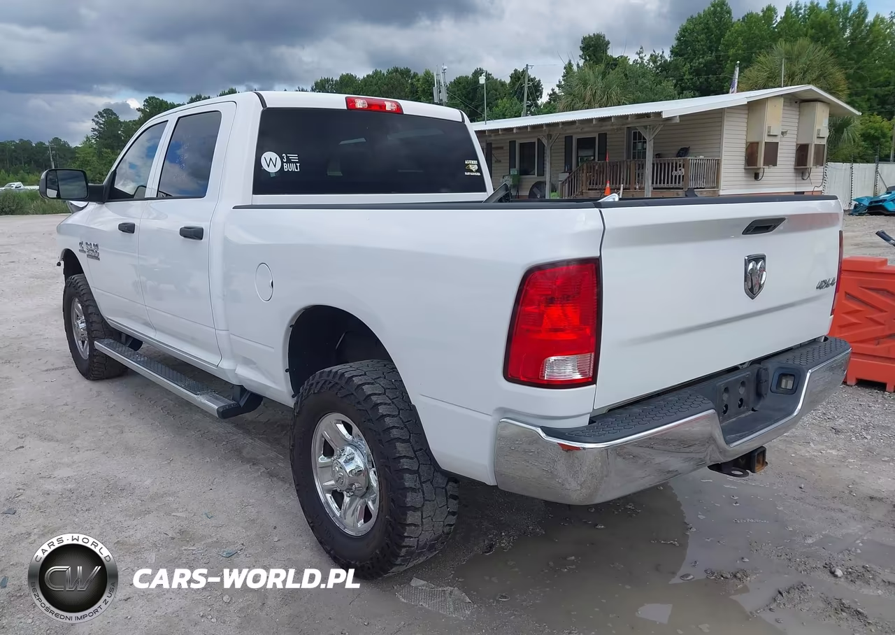 2018 Ram 2500 Tradesman 4X4 6'4 Box VIN:3C6UR5CL1JG368055 - 3