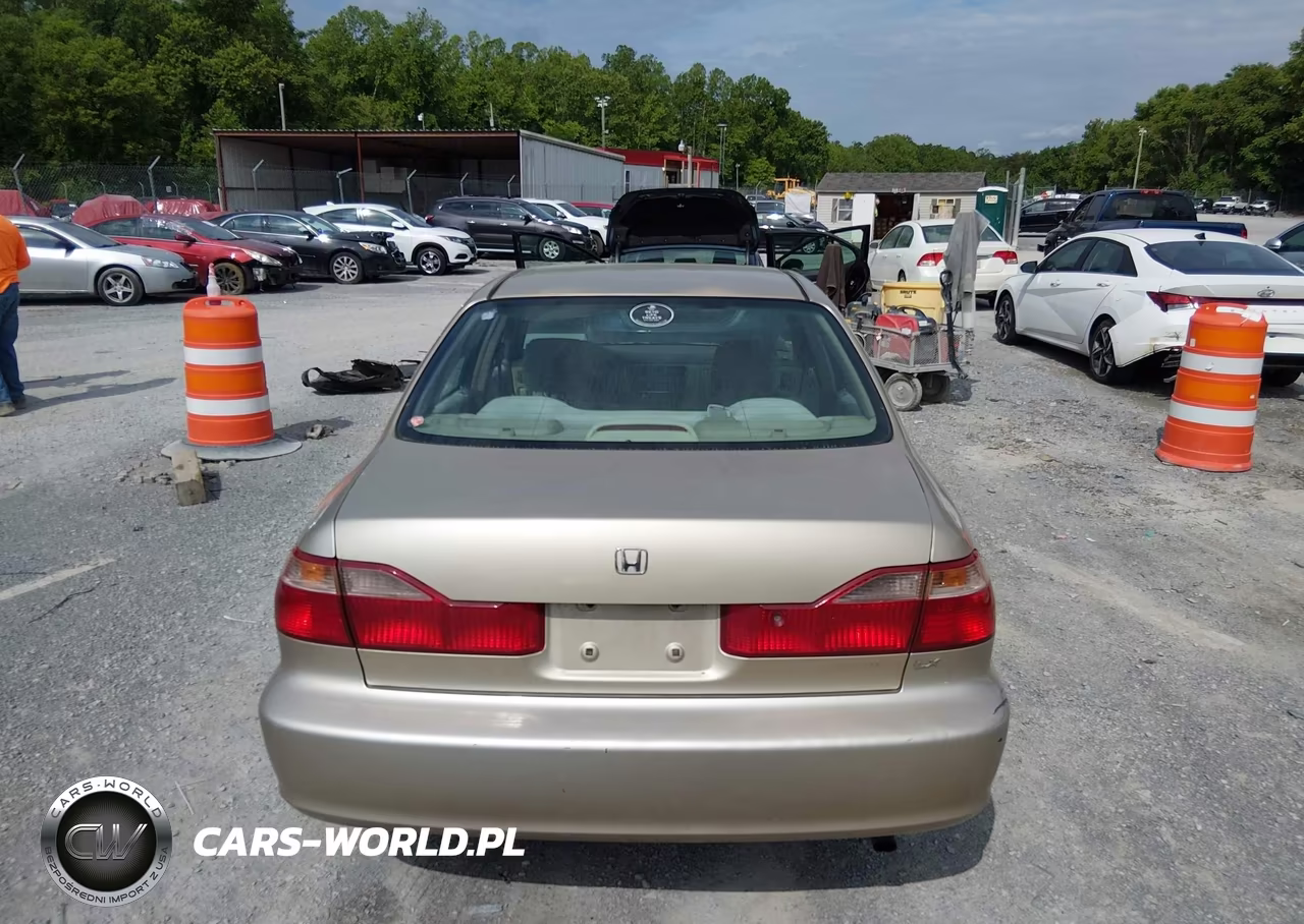 2000 Honda Accord 2.3 Lx VIN:1HGCG6655YA132385 - 16