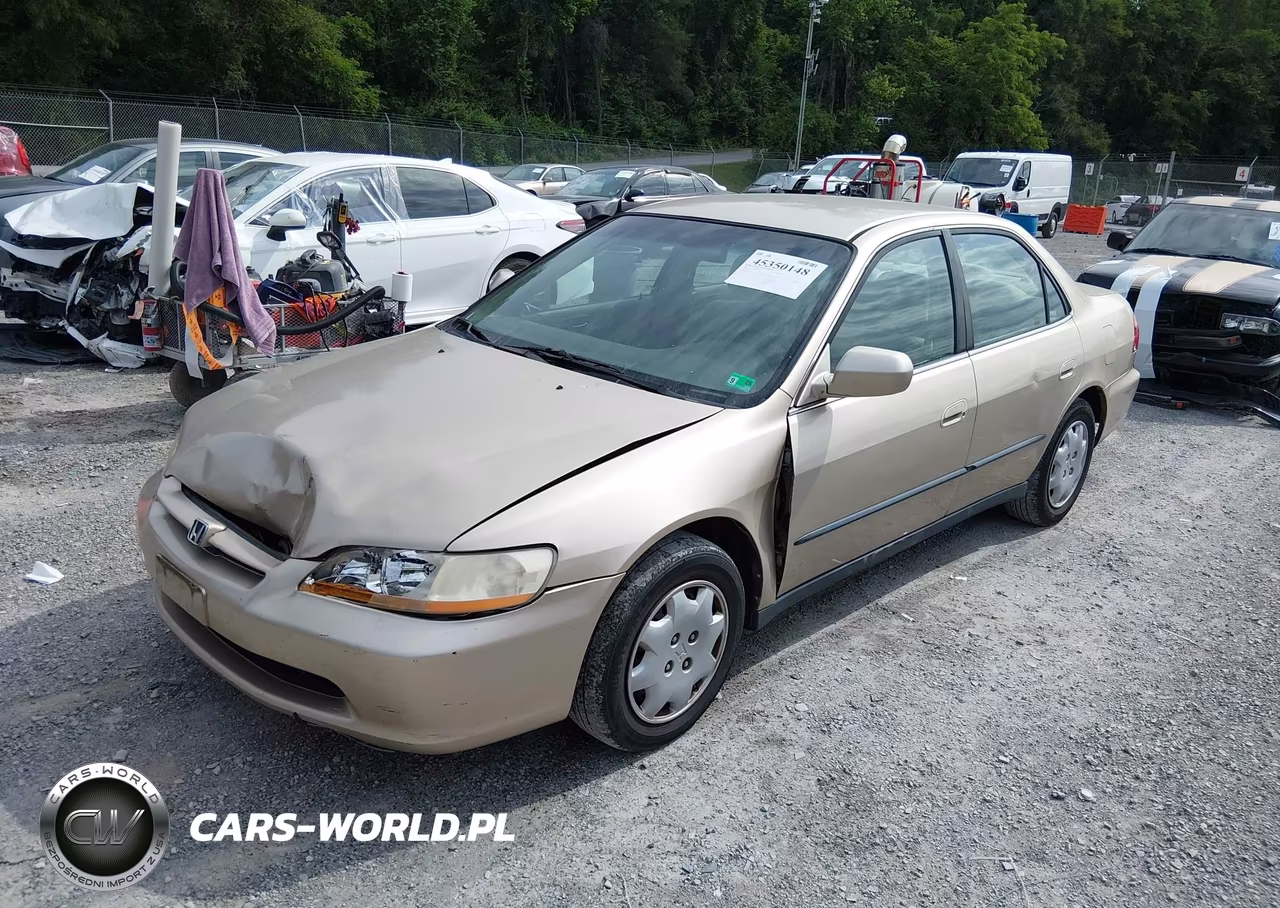 2000 Honda Accord 2.3 Lx VIN:1HGCG6655YA132385 - 2