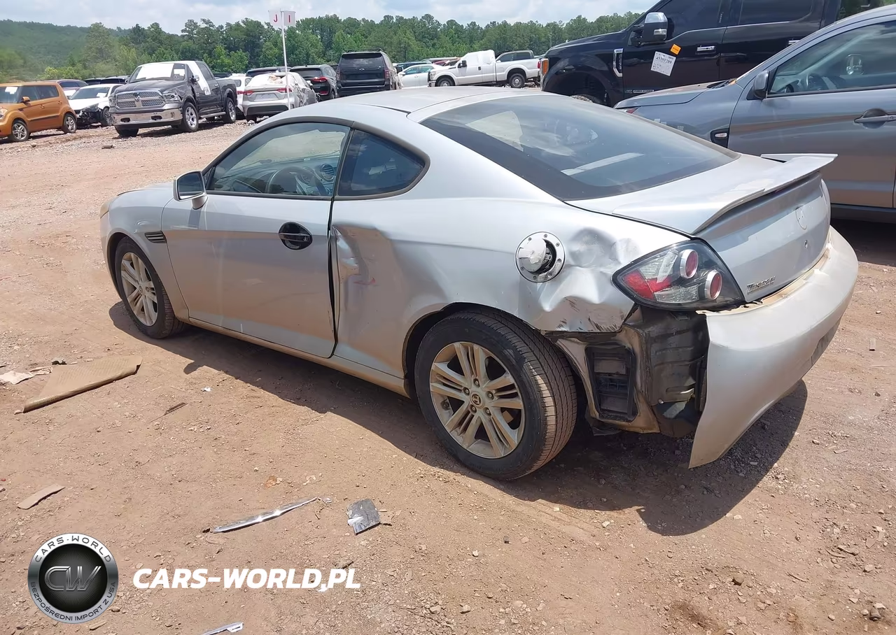 2008 Hyundai Tiburon Gs VIN:KMHHM66D28U266849 - 3