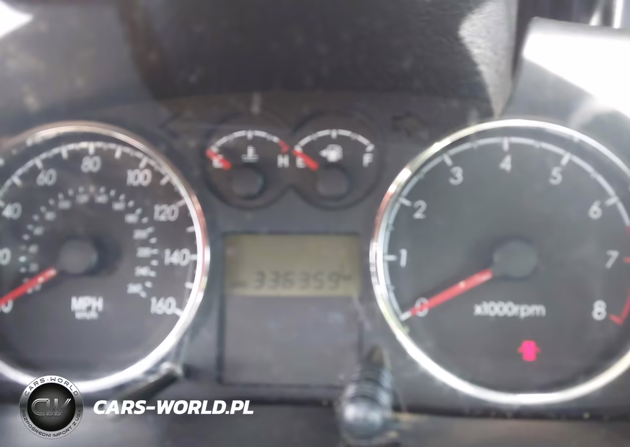 2008 Hyundai Tiburon Gs VIN:KMHHM66D28U266849 - 7