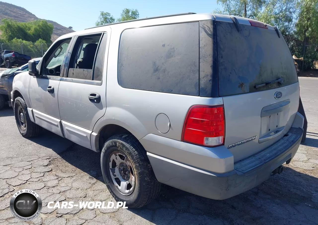 2004 Ford Expedition Xls VIN:1FMRU13W44LA84986 - 3