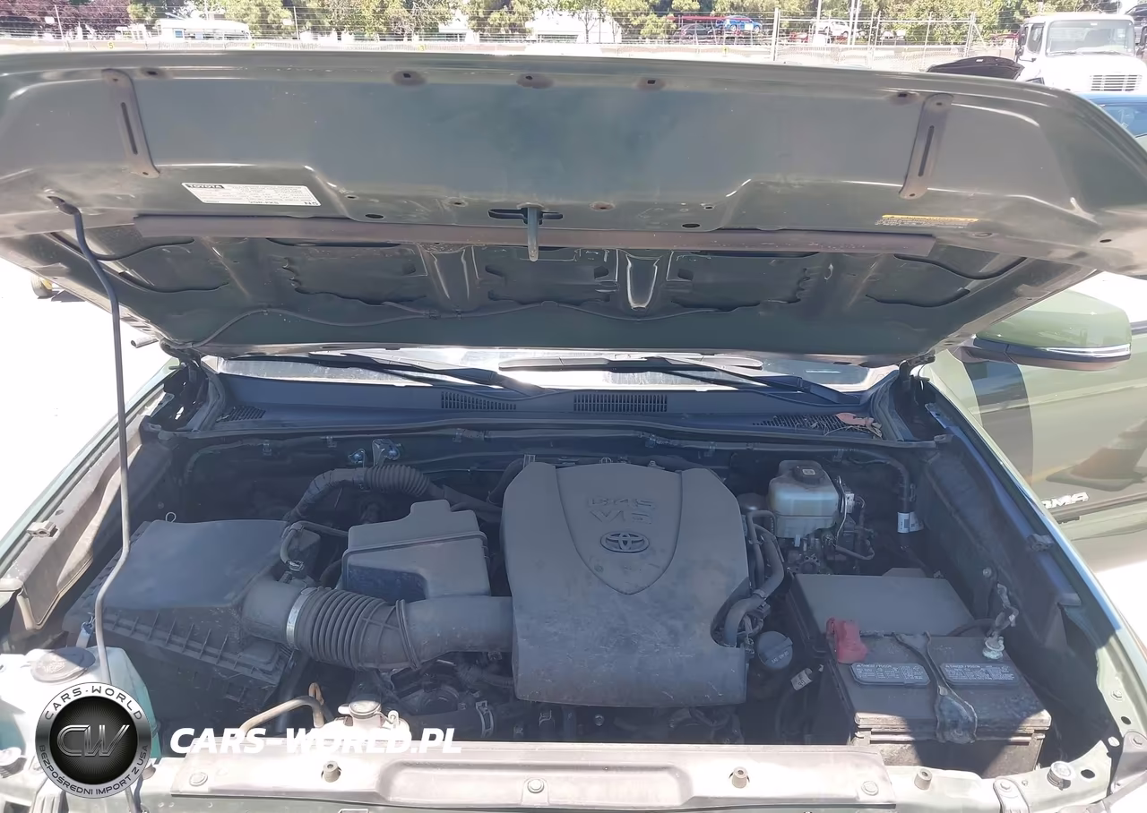 2022 Toyota Tacoma Trd Off Road VIN:3TMCZ5AN5NM496847 - 10