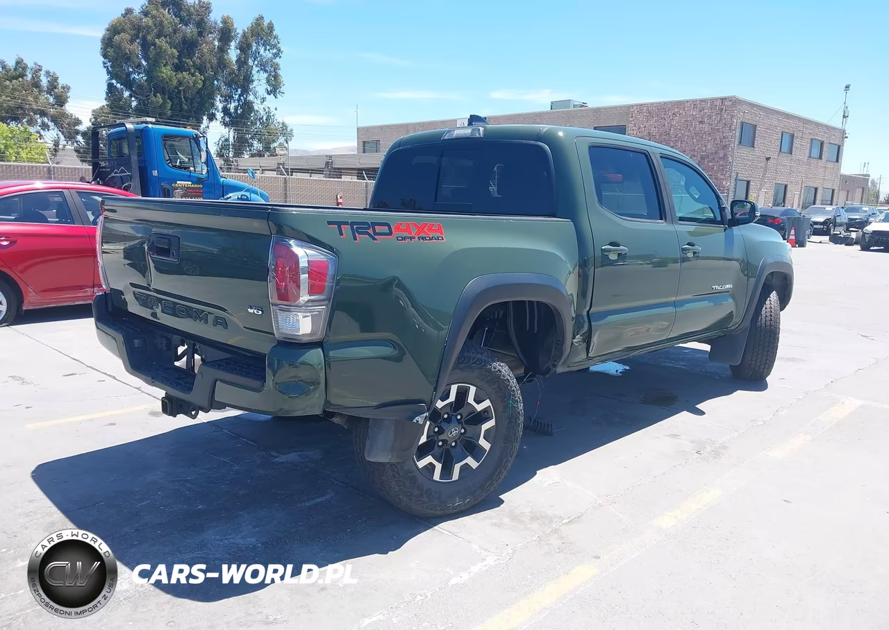 2022 Toyota Tacoma Trd Off Road VIN:3TMCZ5AN5NM496847 - 4