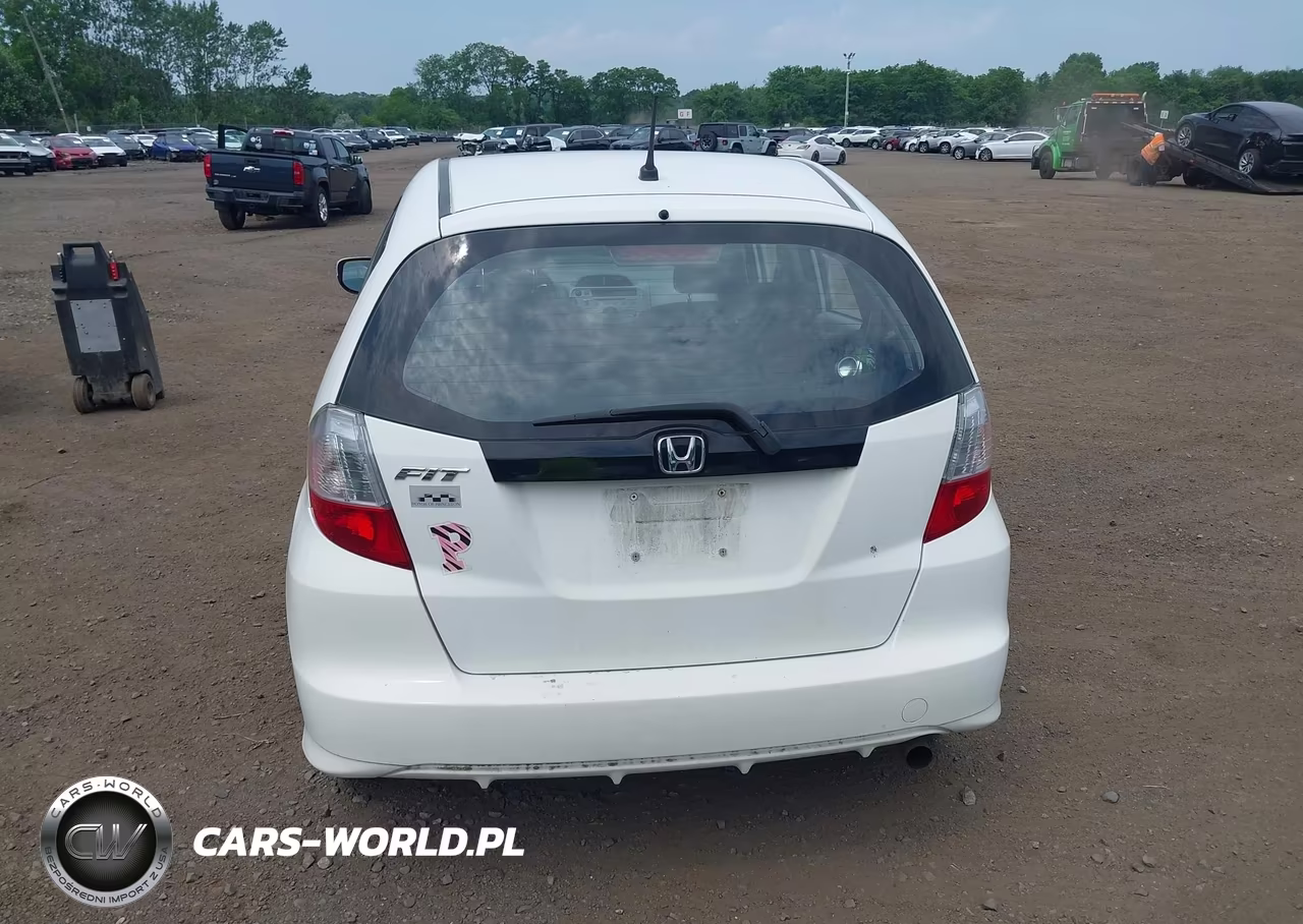 2012 Honda Fit VIN:JHMGE8H34CC020377 - 16