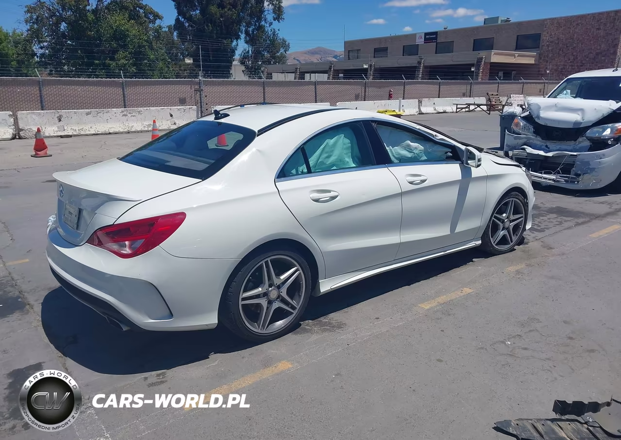 2014 Mercedes-Benz Cla 250 VIN:WDDSJ4EB0EN118654 - 4