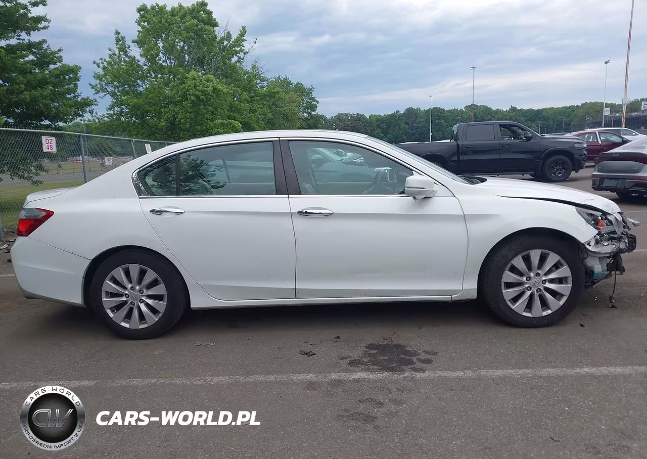 2013 Honda Accord Ex-L VIN:1HGCR2F83DA205051 - 13