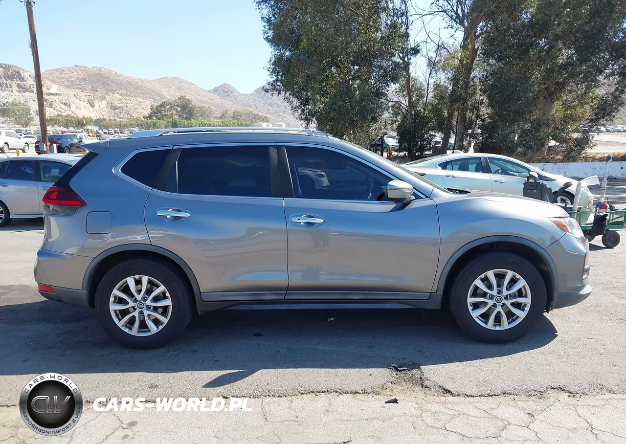 2018 Nissan Rogue Sv VIN:KNMAT2MT5JP562920 - 13