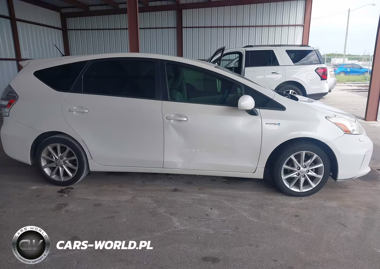 2013 Toyota Prius V Five VIN:JTDZN3EU4D3239173 - 13