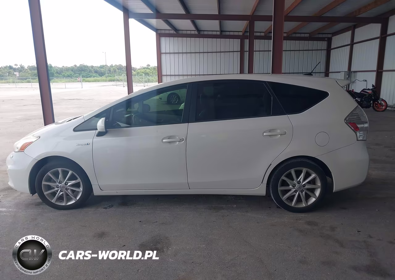 2013 Toyota Prius V Five VIN:JTDZN3EU4D3239173 - 14