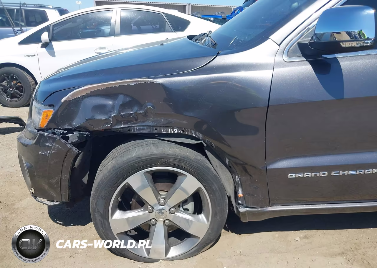 2016 Jeep Grand Cherokee Overland VIN:1C4RJECG4GC322160 - 17