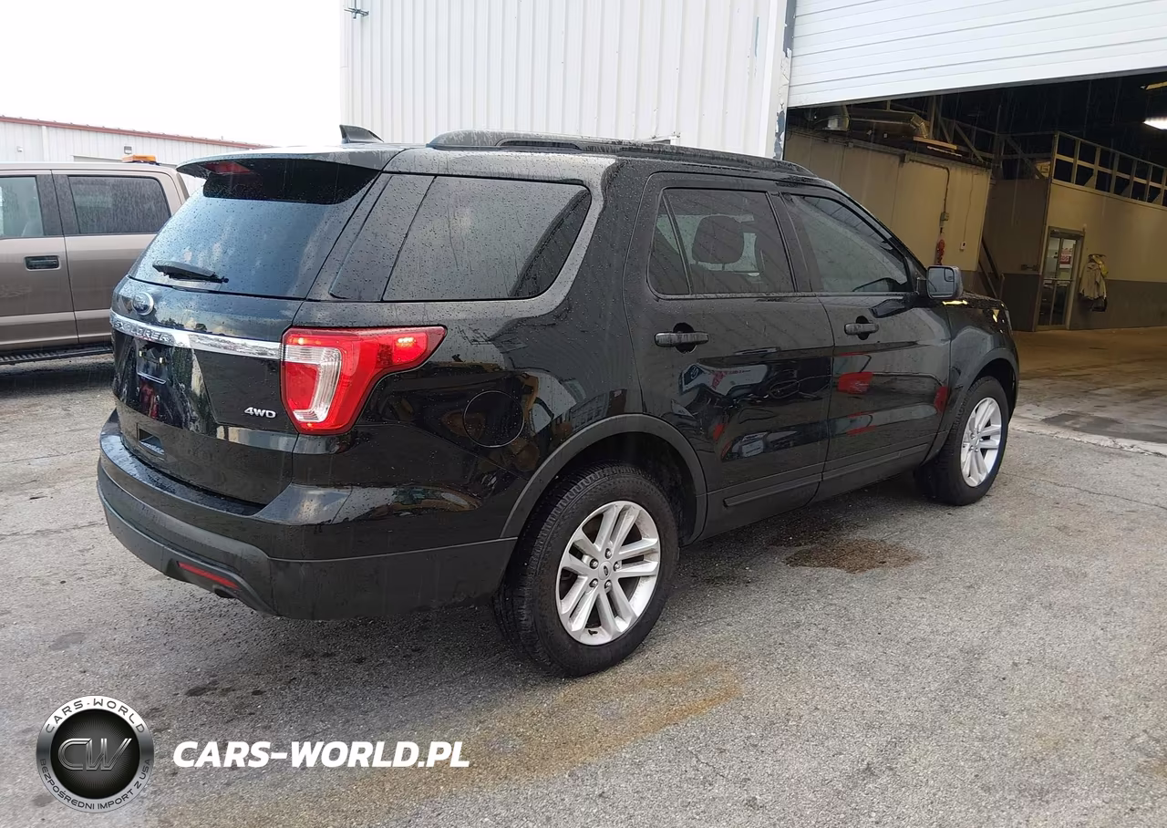 2017 Ford Explorer VIN:1FM5K8B8XHGC48918 - 4