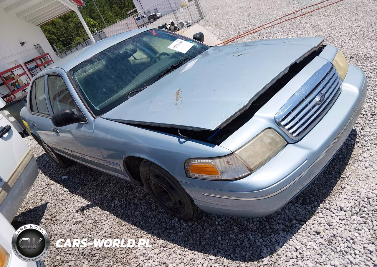 2004 Ford Crown Victoria Lx