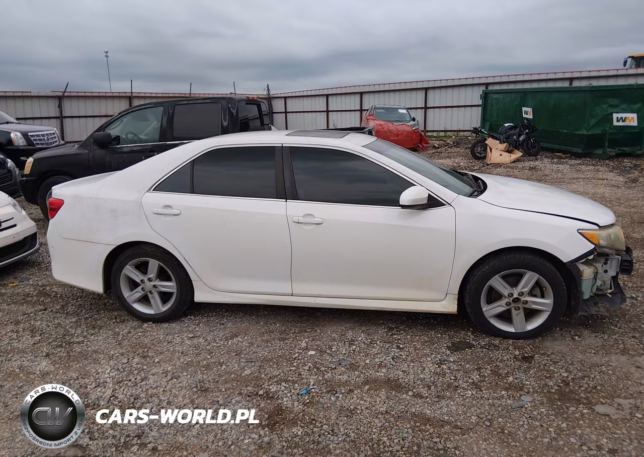 2013 Toyota Camry Se VIN:4T1BF1FK6DU665193 - 14