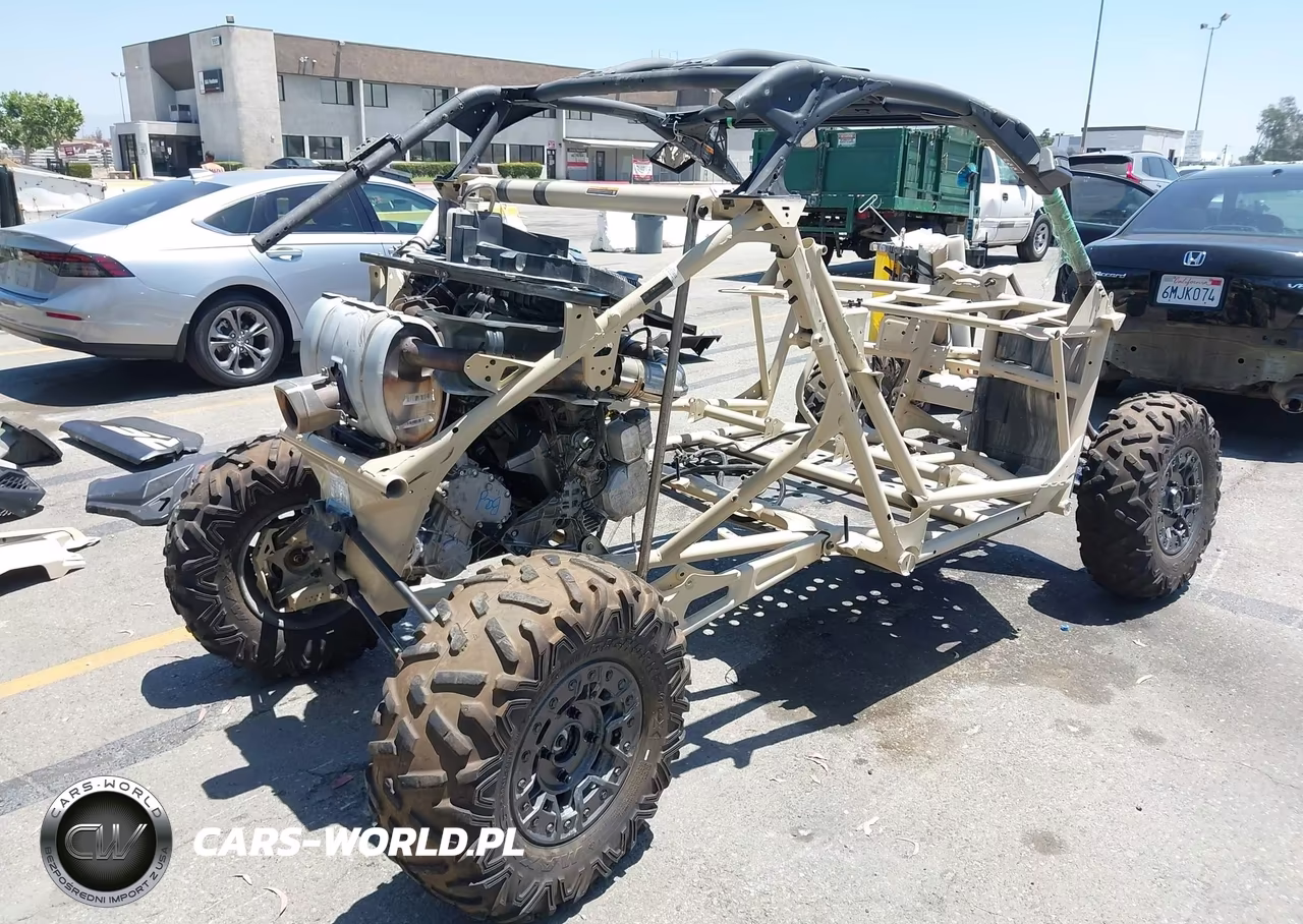 2021 Can-Am Maverick X3 X Rs Turbo Rr VIN:3JBVXAV2XMK000932 - 4