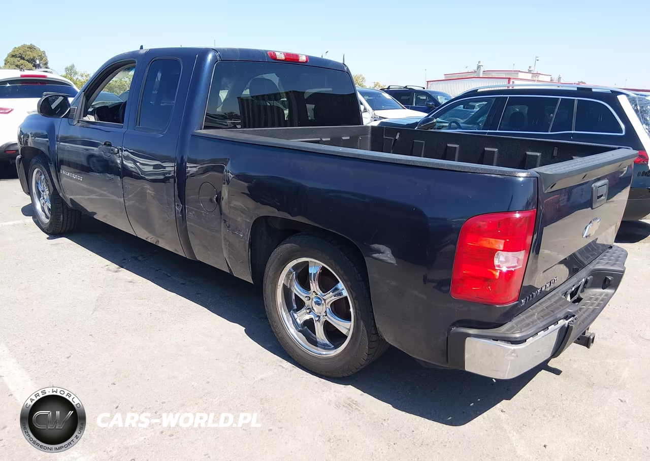 2008 Chevrolet Silverado 1500 Work Truck VIN:1GCEC19C38Z215038 - 3