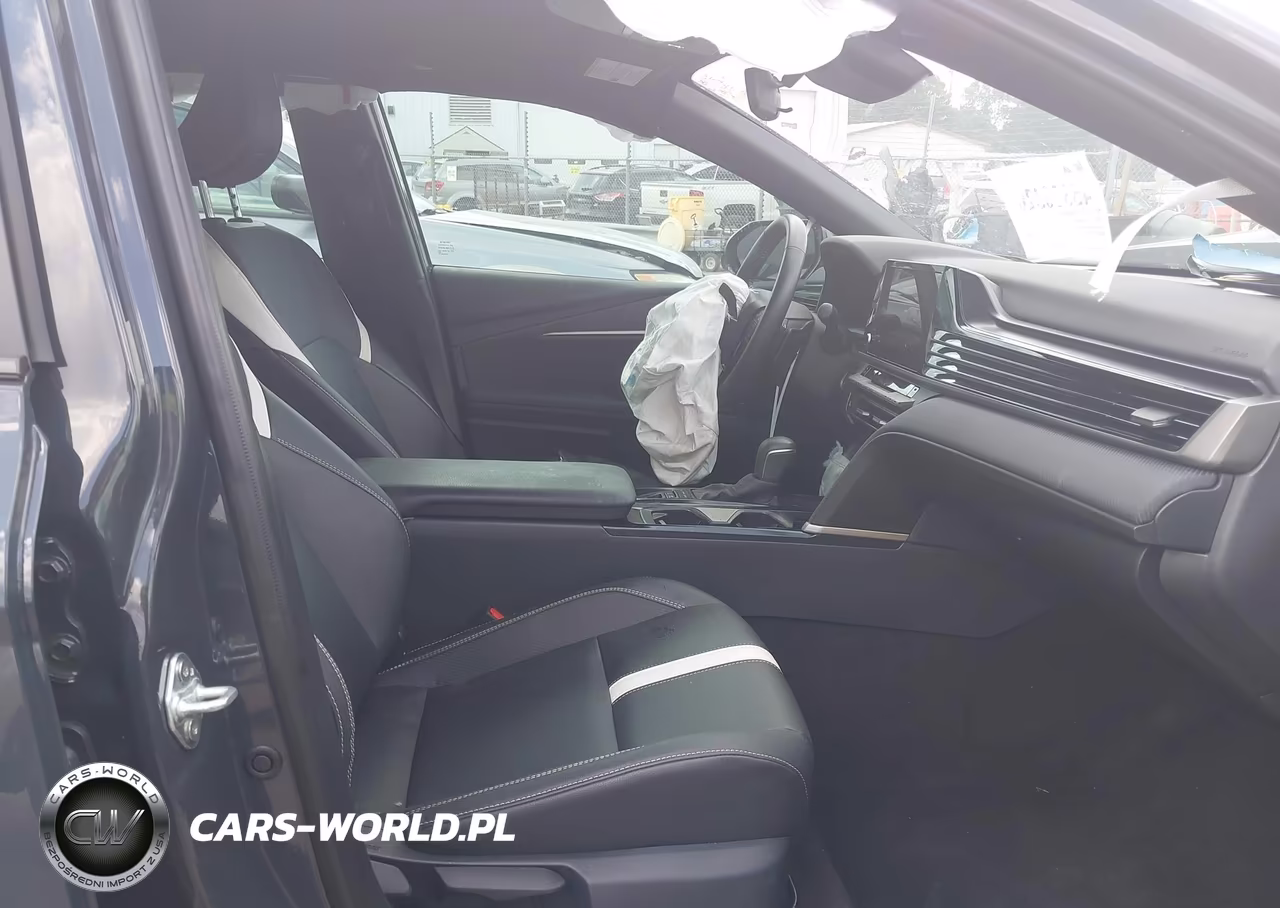 2025 Toyota Camry Se VIN:4T1DAACK7SU645933 - 5