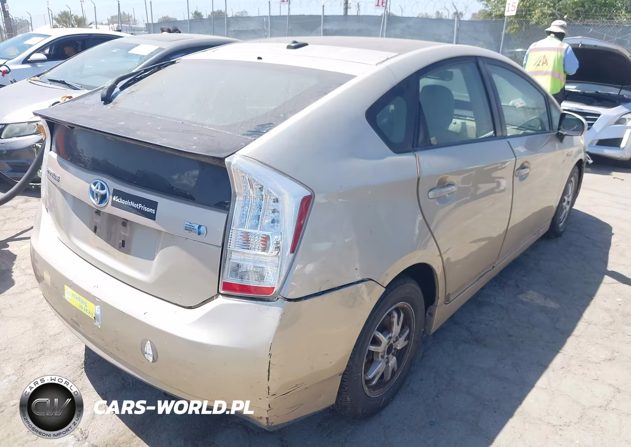 2010 Toyota Prius Iv VIN:JTDKN3DU0A0242474 - 4
