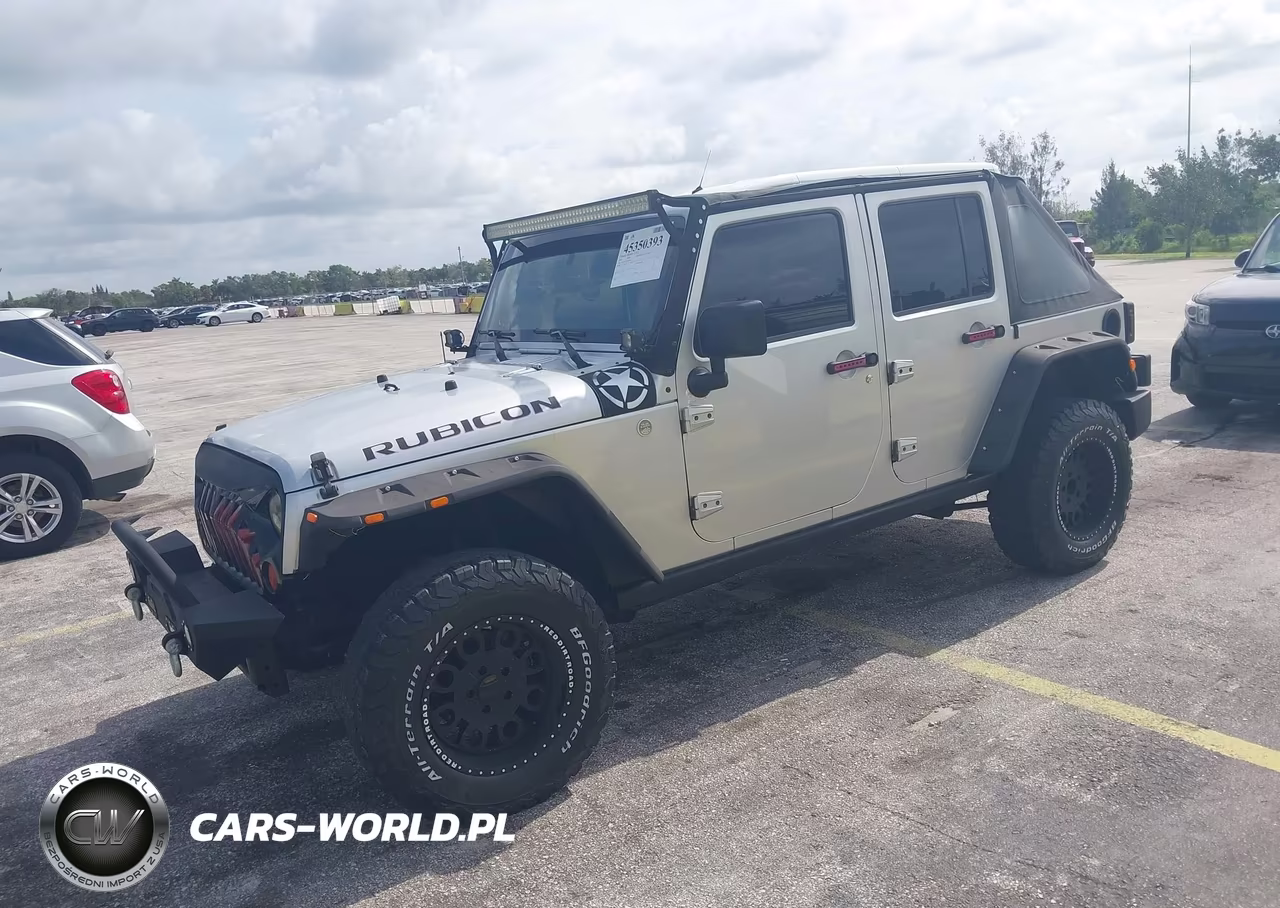 2010 Jeep Wrangler Unlimited Rubicon VIN:1J4HA6H13AL115489 - 2