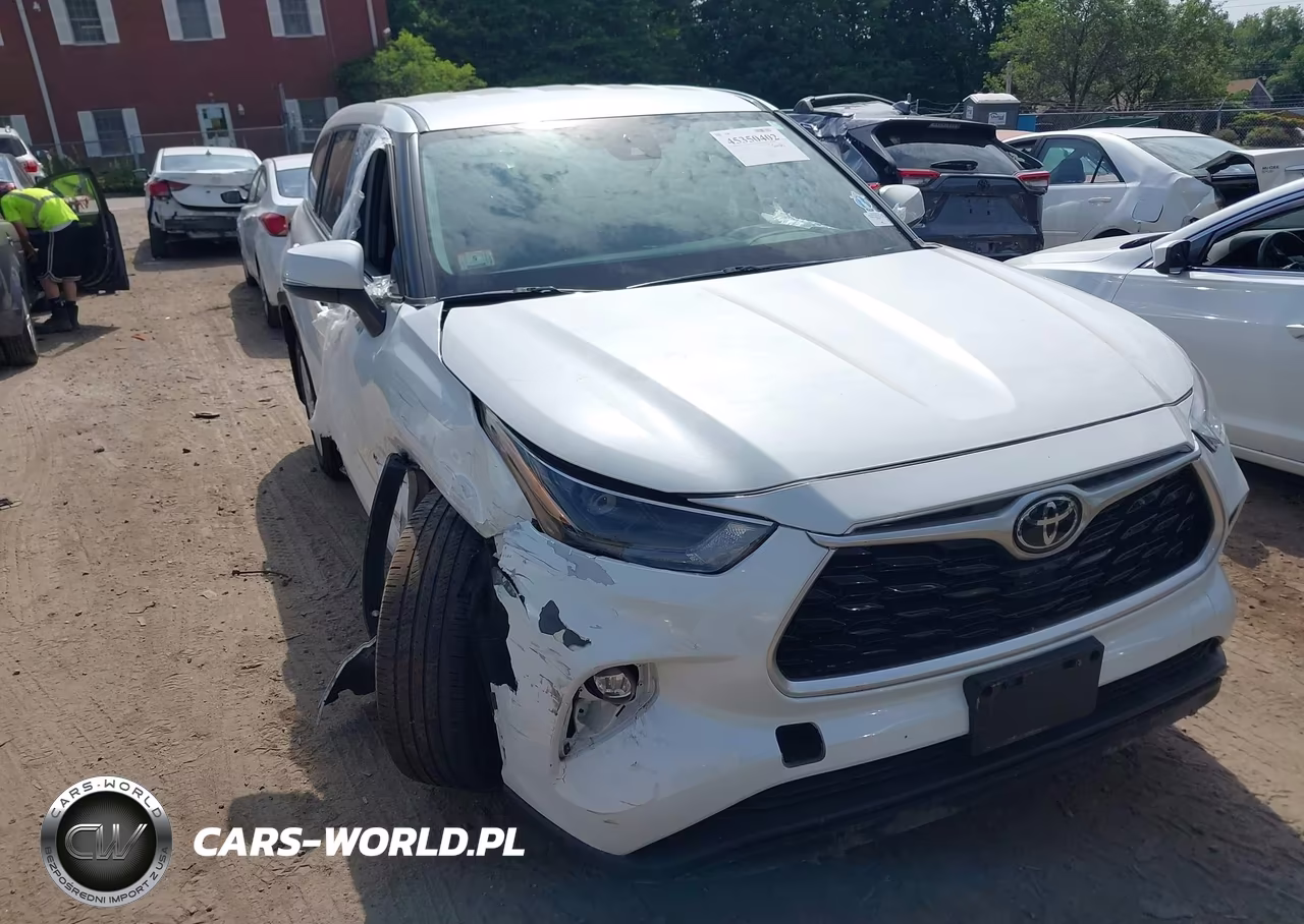 2022 Toyota Highlander Le
