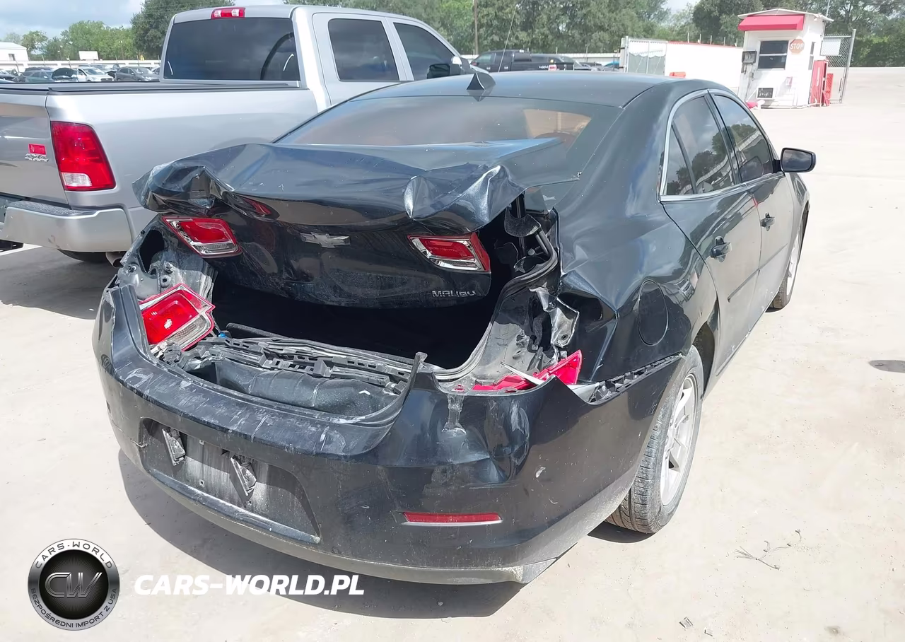 2013 Chevrolet Malibu 1Ls VIN:1G11B5SA4DF351944 - 4