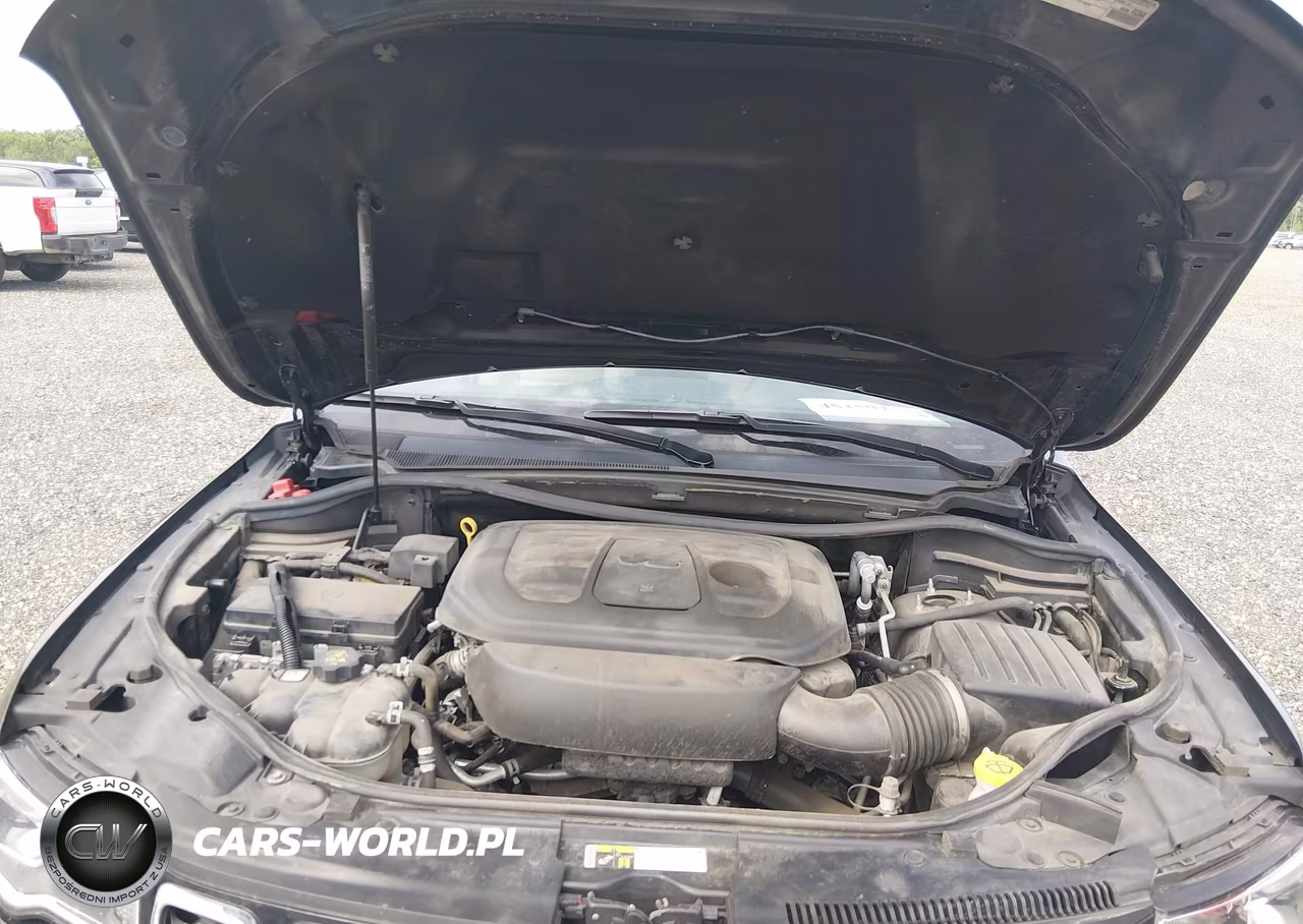 2019 Jeep Grand Cherokee Laredo E 4X4 VIN:1C4RJFAG4KC754197 - 10