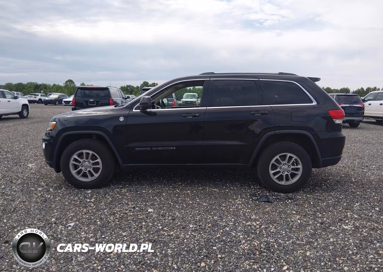2019 Jeep Grand Cherokee Laredo E 4X4 VIN:1C4RJFAG4KC754197 - 15