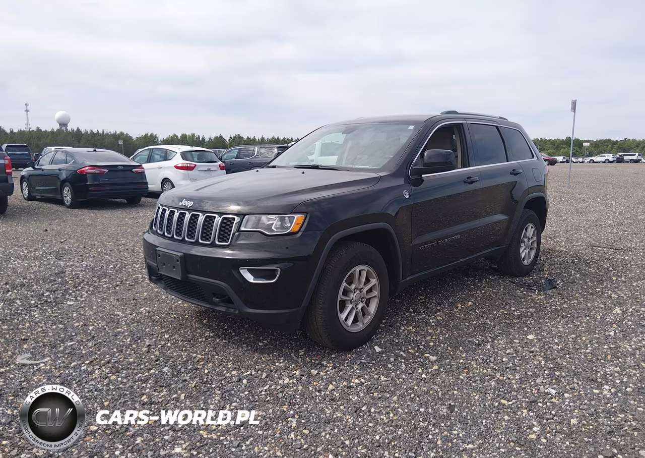 2019 Jeep Grand Cherokee Laredo E 4X4 VIN:1C4RJFAG4KC754197 - 2