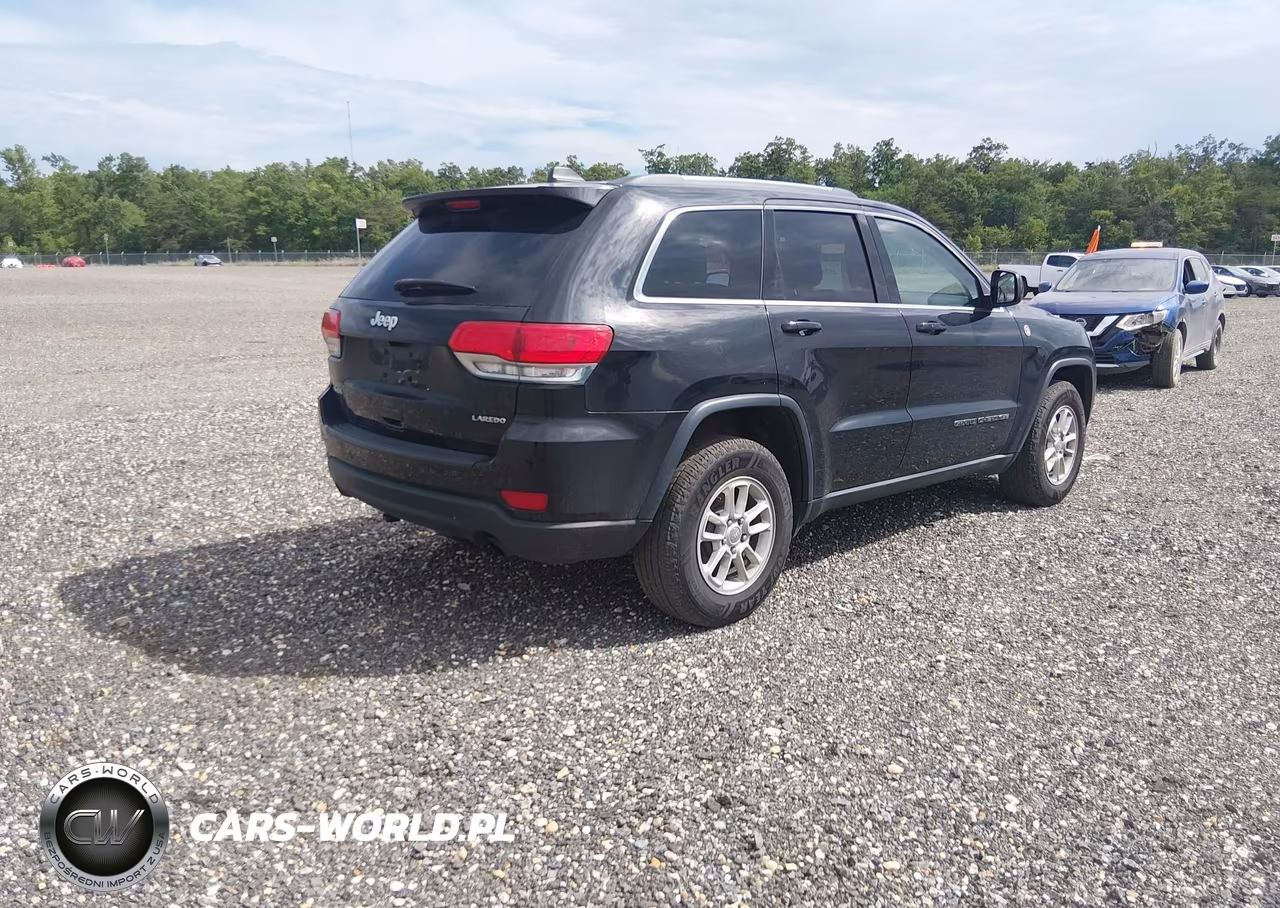 2019 Jeep Grand Cherokee Laredo E 4X4 VIN:1C4RJFAG4KC754197 - 4