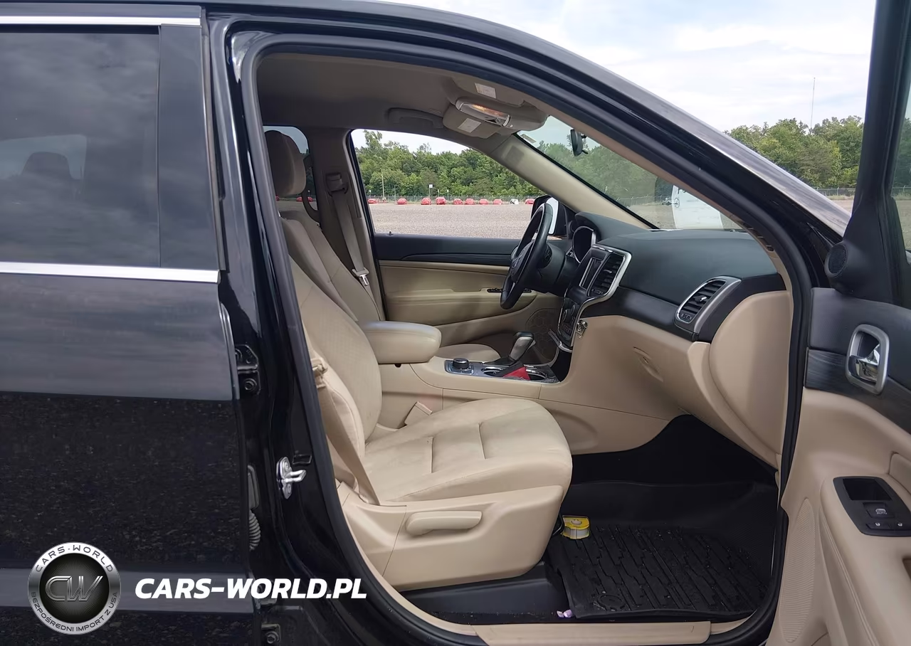 2019 Jeep Grand Cherokee Laredo E 4X4 VIN:1C4RJFAG4KC754197 - 5