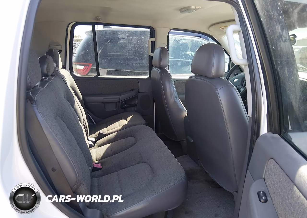 2004 Ford Explorer Xls VIN:1FMZU72K94ZA82875 - 8