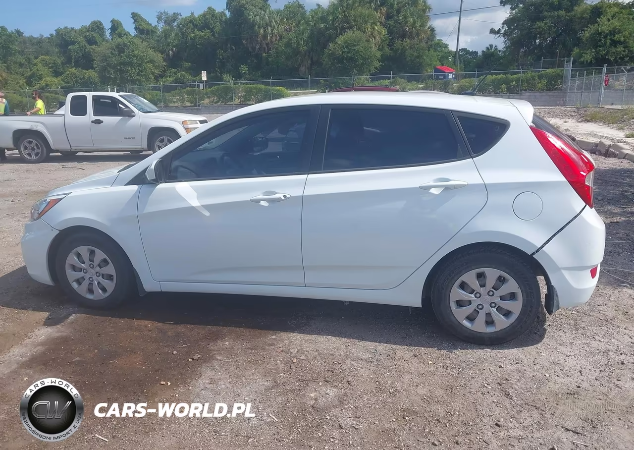 2015 Hyundai Accent Gs VIN:KMHCT5AE6FU212023 - 14