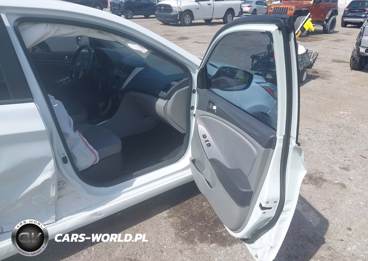 2015 Hyundai Accent Gs VIN:KMHCT5AE6FU212023 - 5
