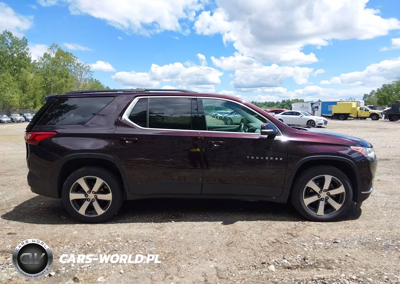 2021 Chevrolet Traverse Awd Lt Leather VIN:1GNEVHKW5MJ177075 - 13
