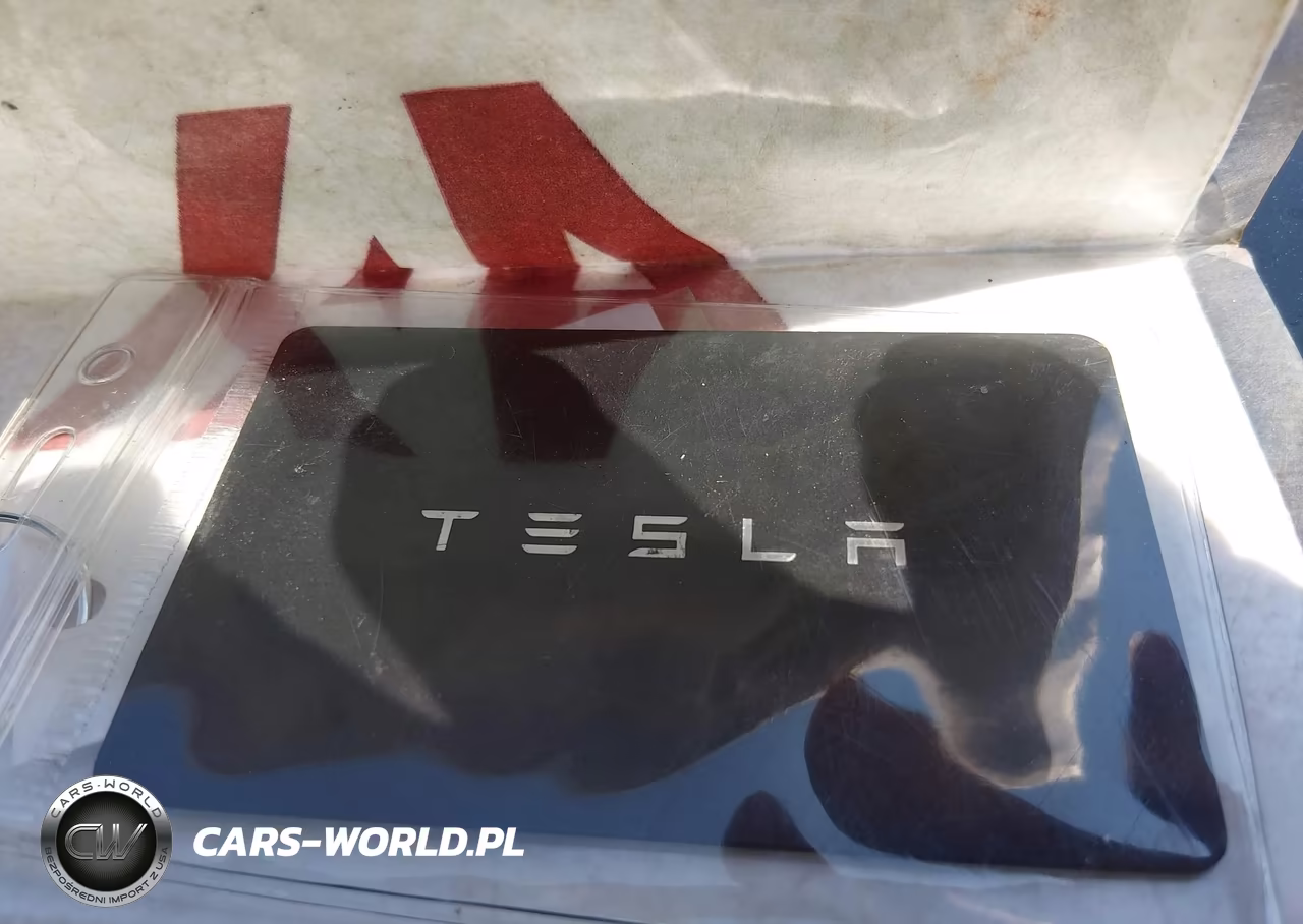 2022 Tesla Model 3 Performance Dual Motor All-Wheel Drive VIN:5YJ3E1EC5NF138309 - 11