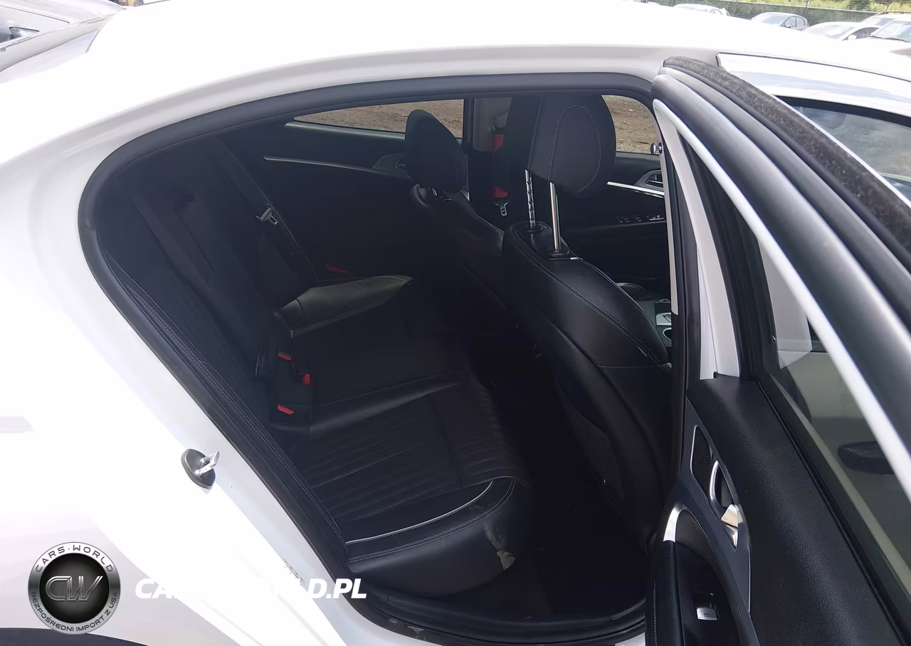 2019 Genesis G70 3.3T Advanced VIN:KMTG54LE1KU043659 - 8