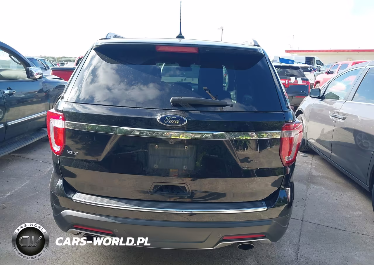 2018 Ford Explorer Xlt VIN:1FM5K7D89JGA13424 - 16