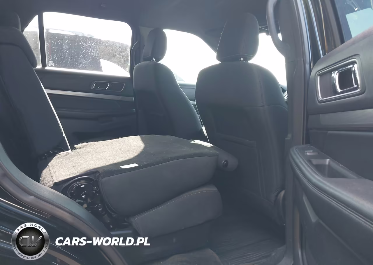 2018 Ford Explorer Xlt VIN:1FM5K7D89JGA13424 - 8