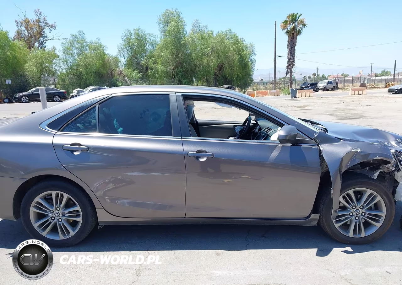 2016 Toyota Camry Se VIN:4T1BF1FK5GU182606 - 13