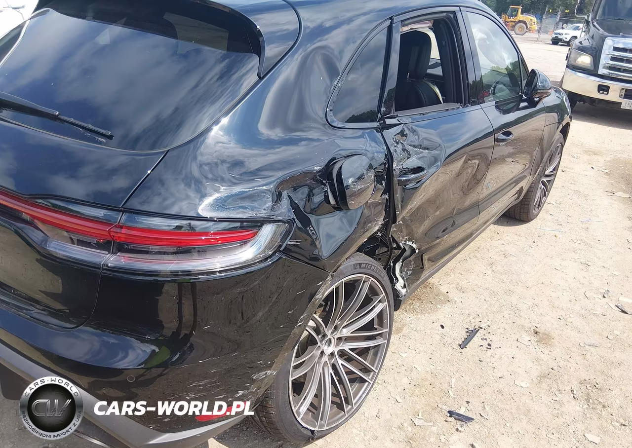 2026 Porsche Macan T VIN:WP1AA2A59TLB01563 - 17
