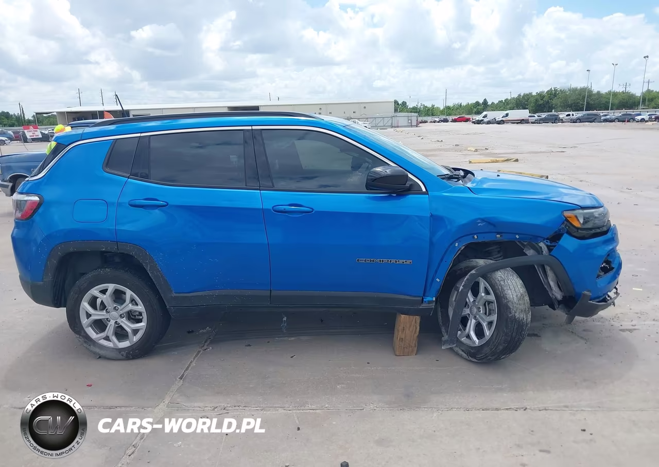 2024 Jeep Compass Latitude 4X4 VIN:3C4NJDBN9RT129390 - 13