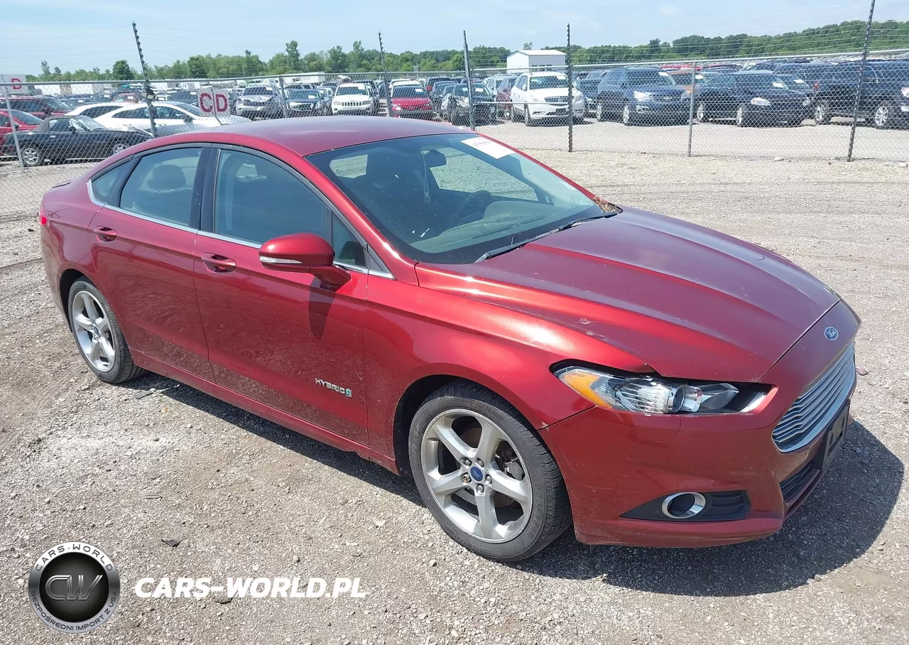 2014 Ford Fusion Hybrid Se – zdjęcie 1 z 11