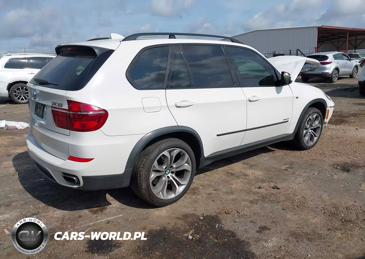 2012 BMW X5 xDrive50I VIN:5UXZV8C52CL426076 - 4