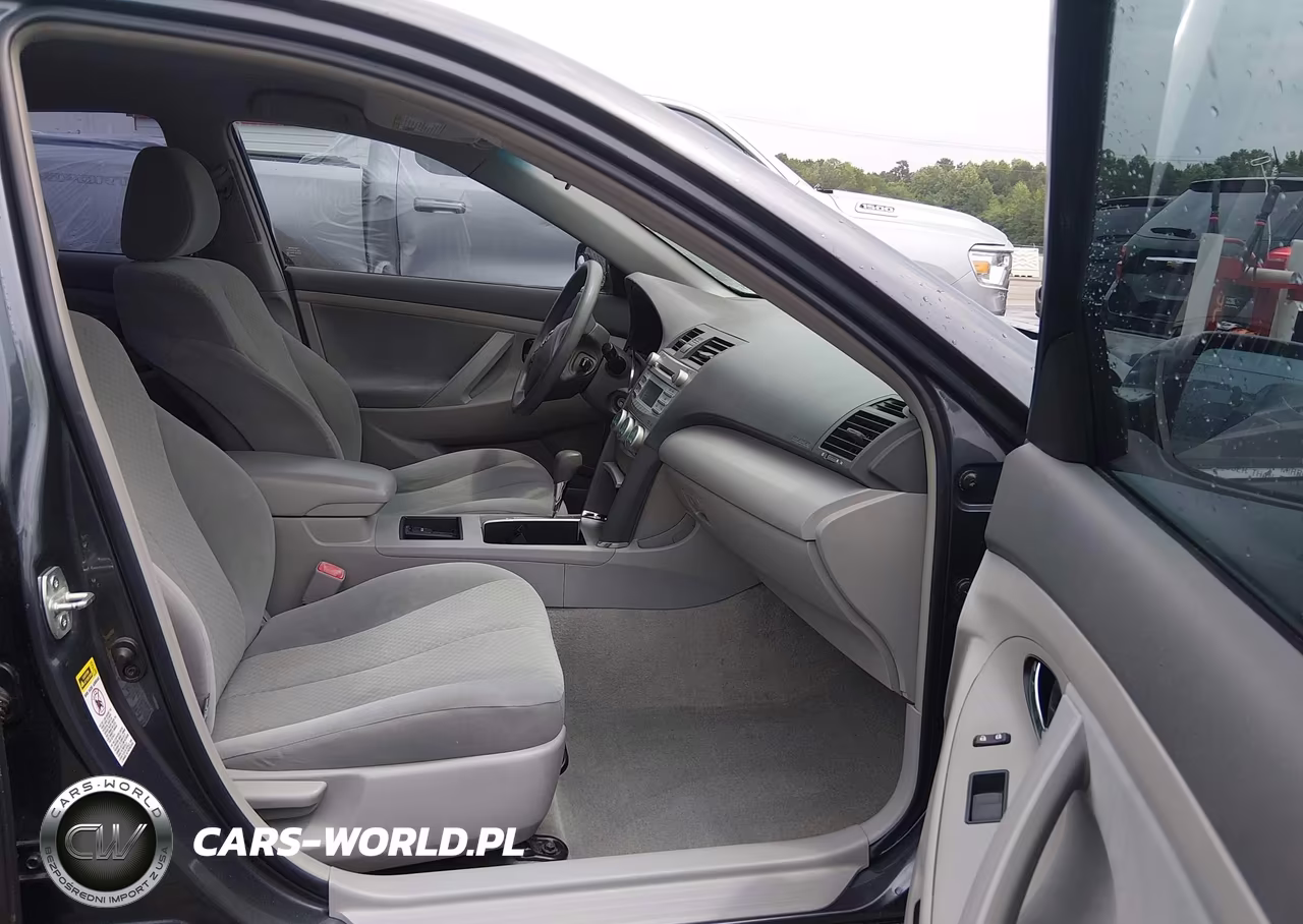 2009 Toyota Camry Le VIN:4T1BE46K49U289704 - 5