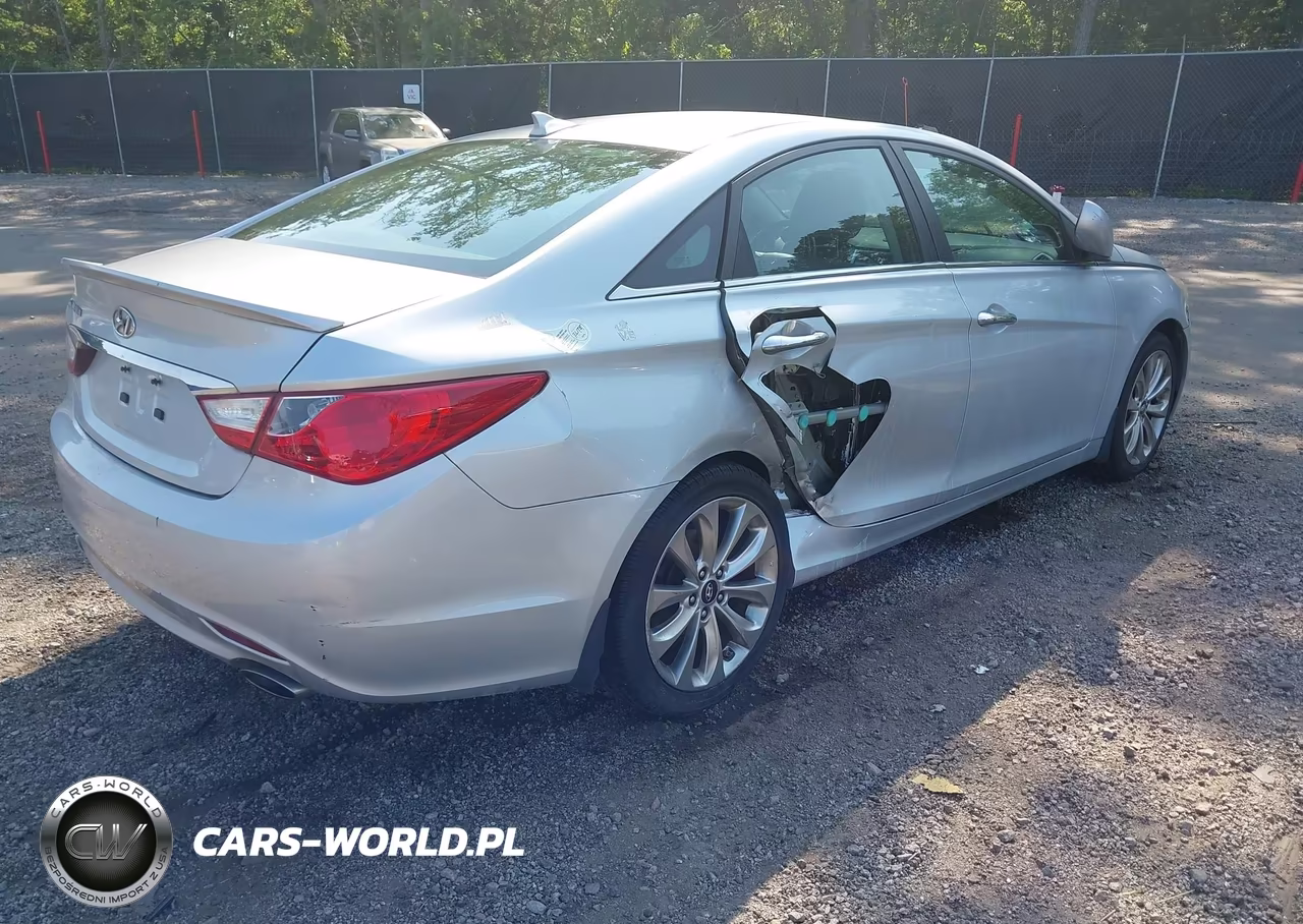 2013 Hyundai Sonata Se VIN:5NPEC4AC0DH580615 - 4