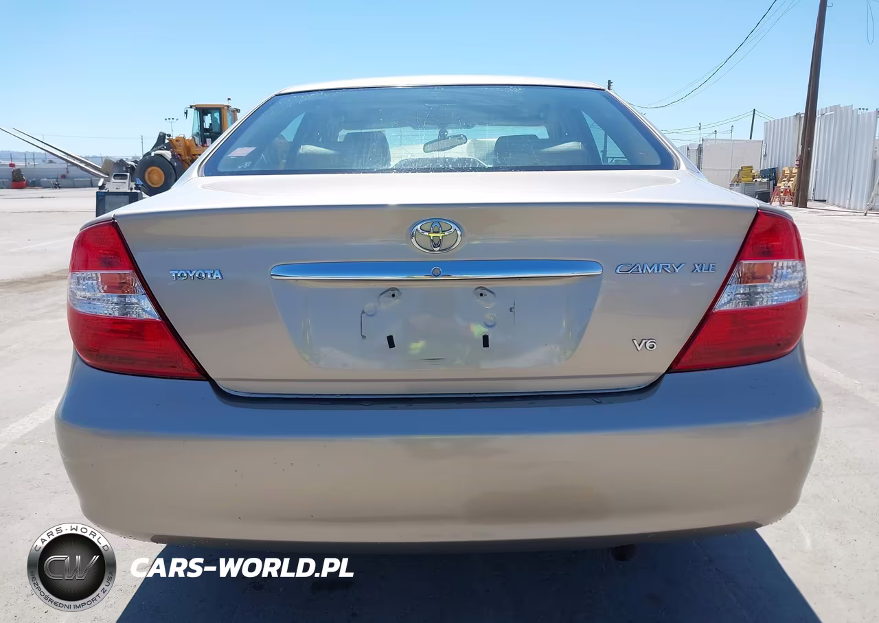 2002 Toyota Camry Xle VIN:JTDBF30K520067111 - 16