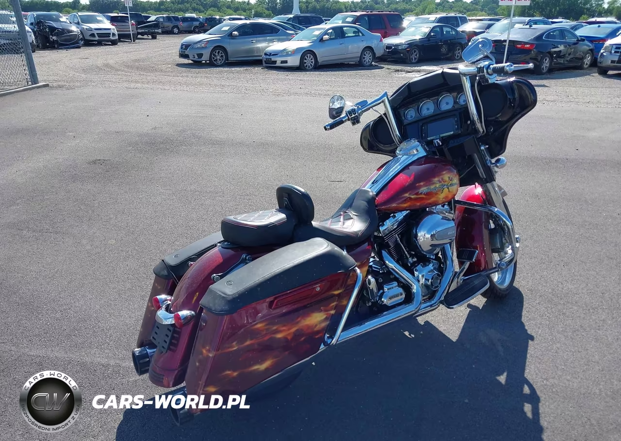 2016 Harley-Davidson Flhxs Street Glide Special VIN:1HD1KRM12GB615605 - 4