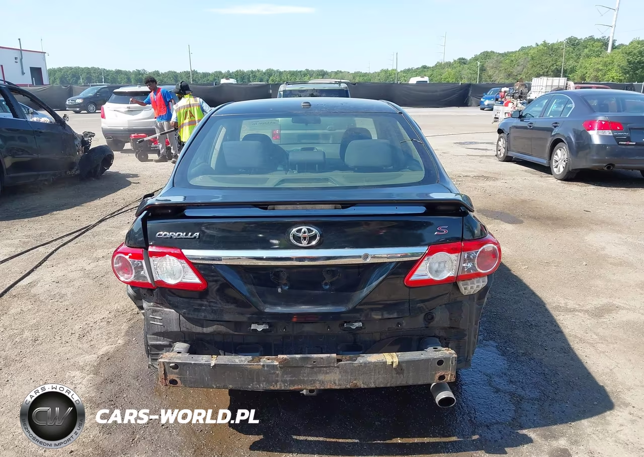 2012 Toyota Corolla S VIN:2T1BU4EE4CC896774 - 17