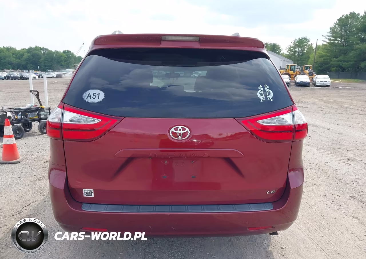 2017 Toyota Sienna Le 8 Passenger VIN:5TDKZ3DC9HS876692 - 16