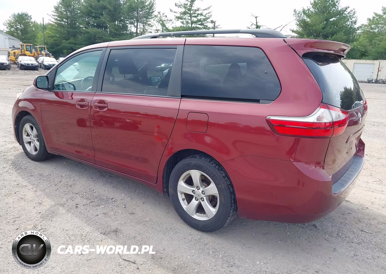 2017 Toyota Sienna Le 8 Passenger VIN:5TDKZ3DC9HS876692 - 3